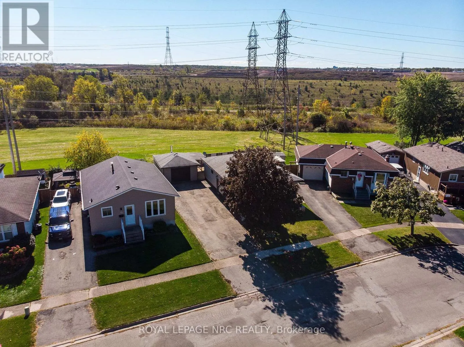 39 CHANTAL COURT