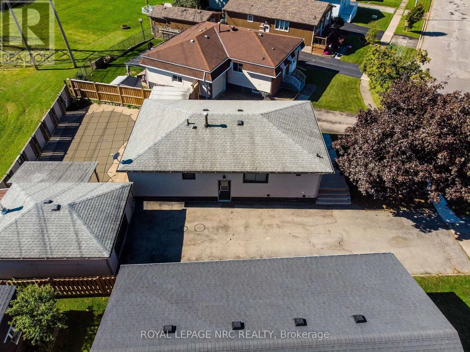 39 CHANTAL COURT