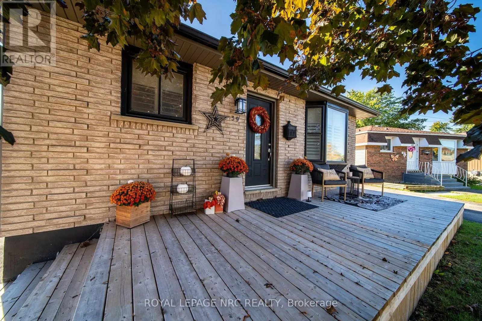 39 CHANTAL COURT