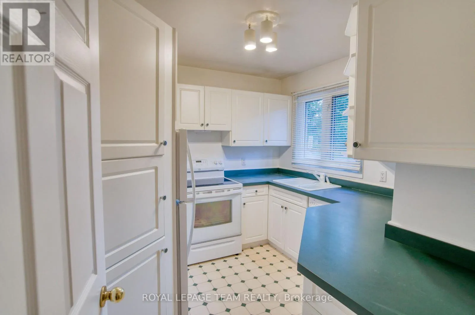 1072 ALDEA AVENUE