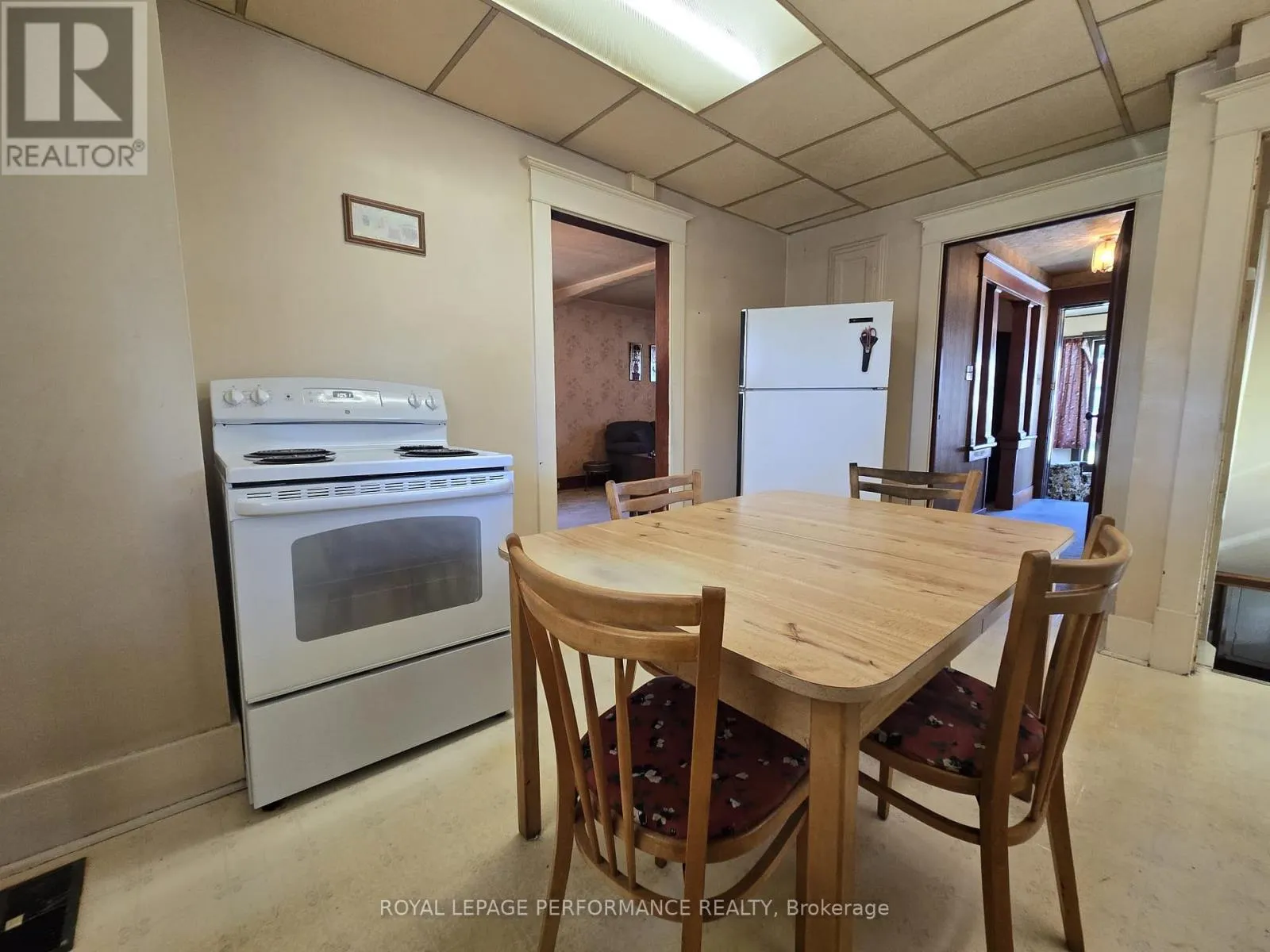 436 FOURTH STREET E