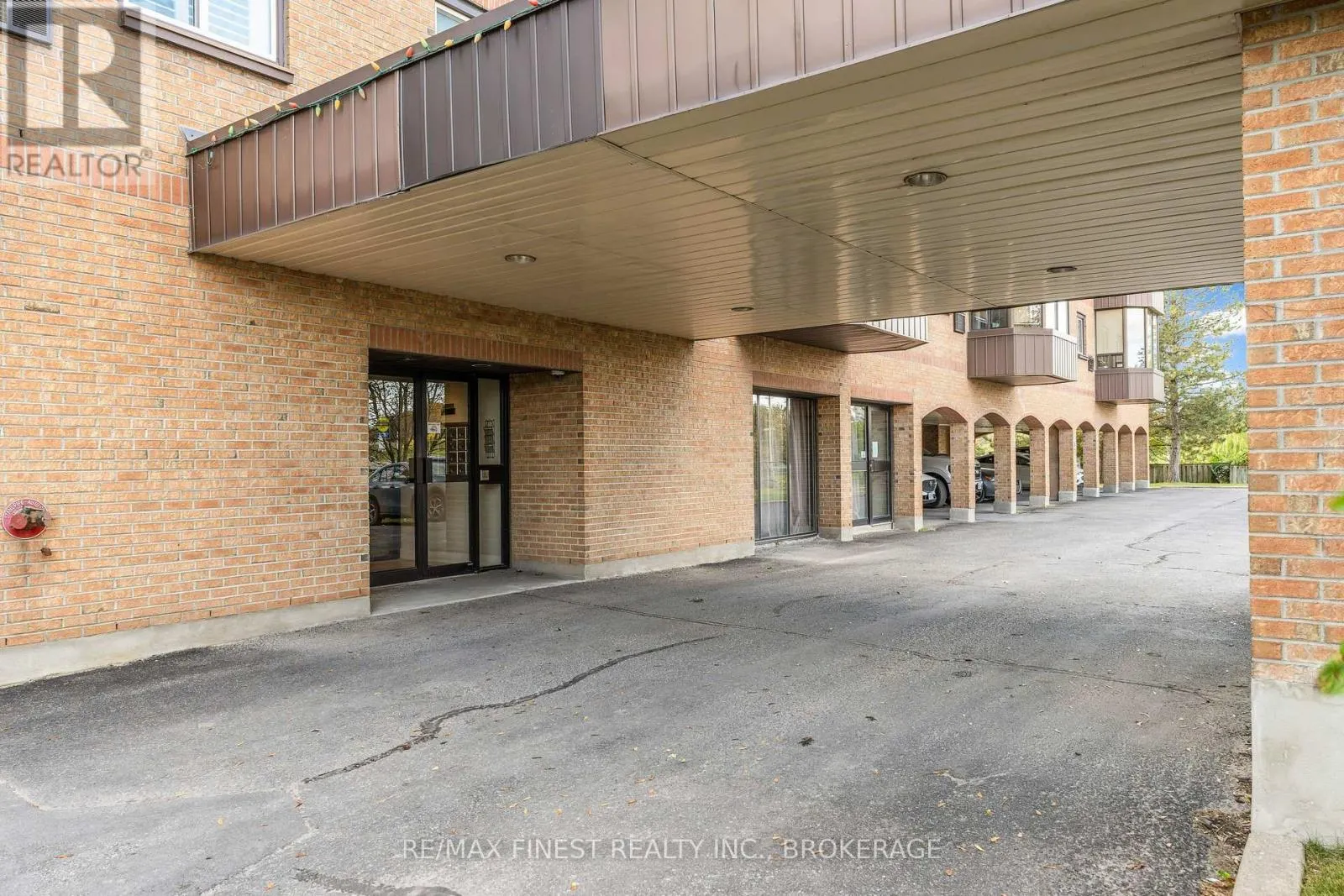 307 - 649 DAVIS DRIVE #307