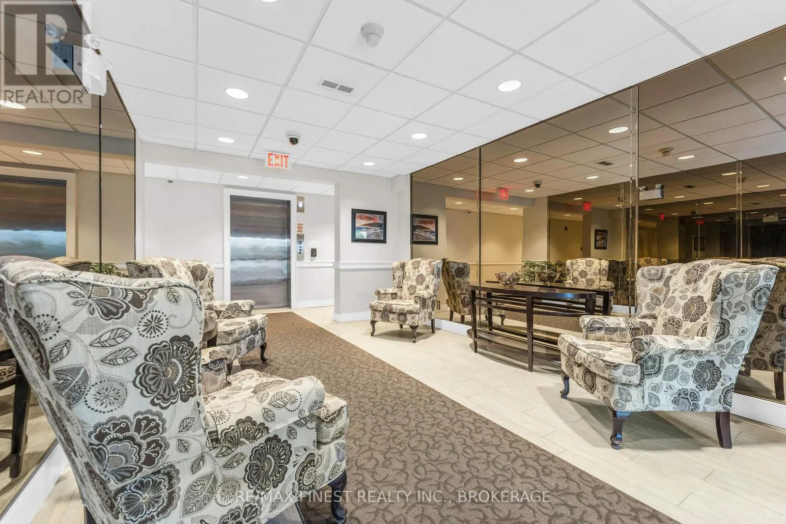 307 - 649 DAVIS DRIVE #307