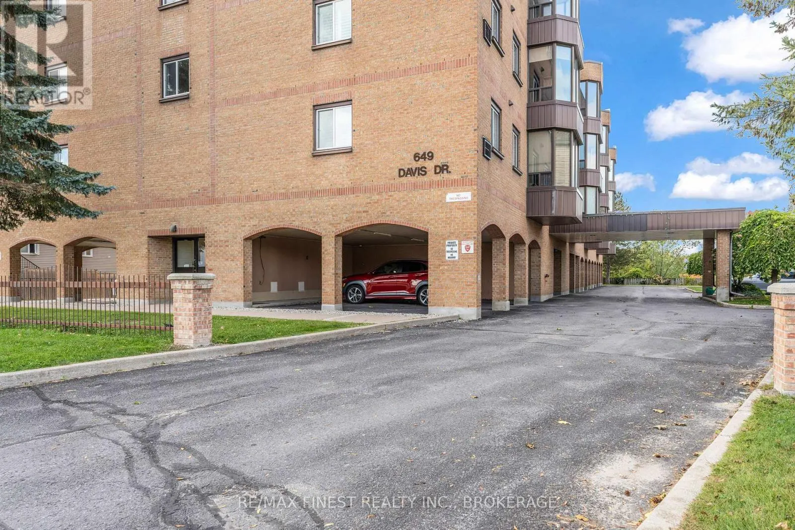 307 - 649 DAVIS DRIVE #307