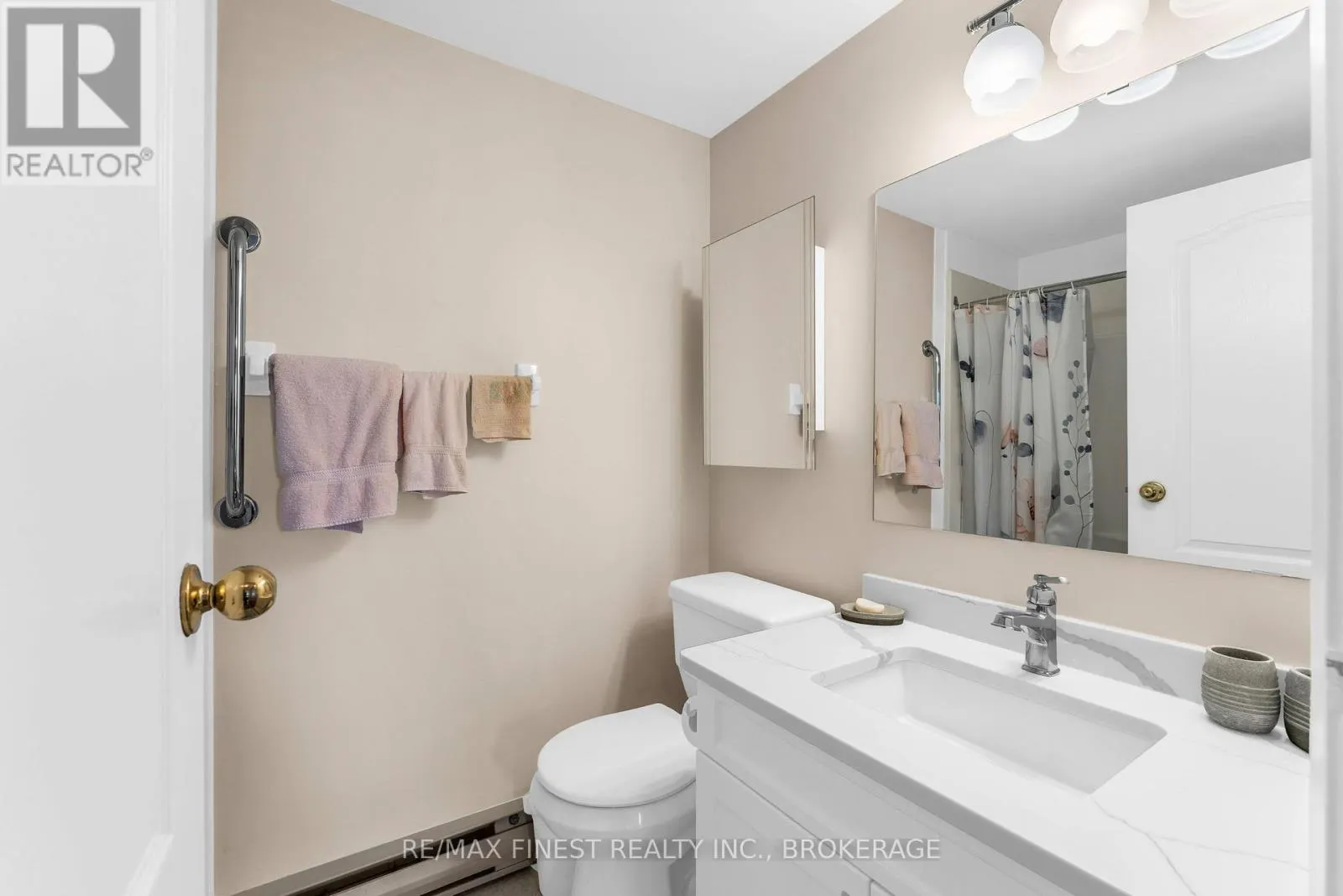307 - 649 DAVIS DRIVE #307