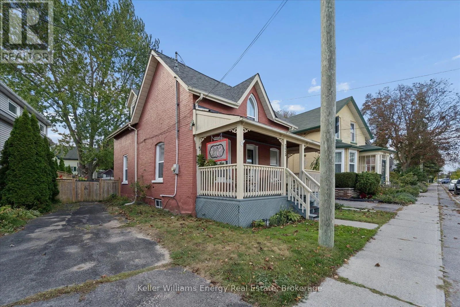 325 BALL STREET