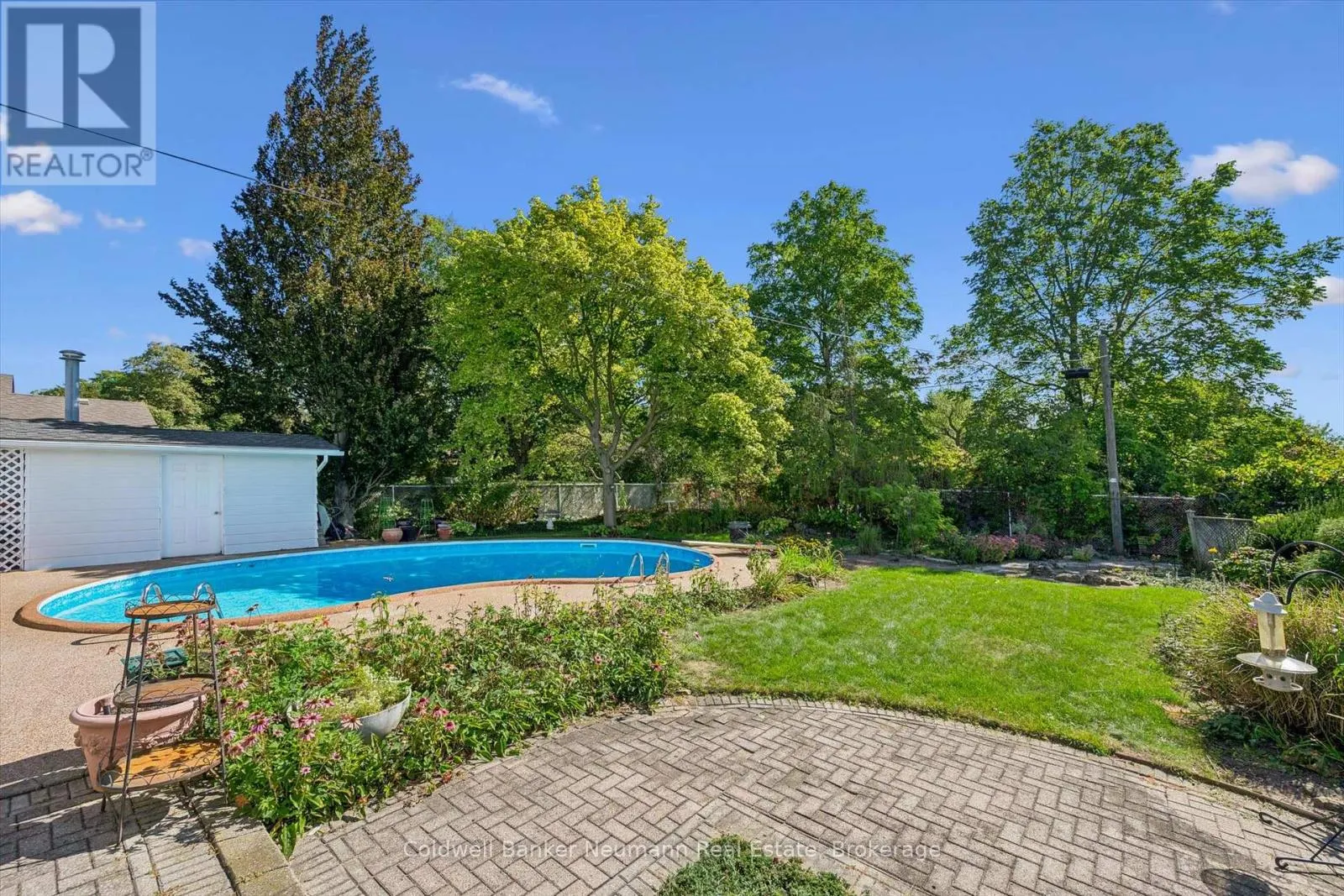 26 MAPLEWOOD DRIVE