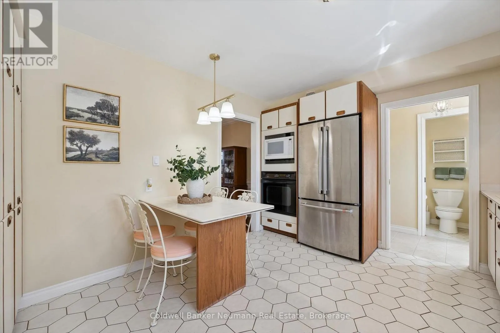 26 MAPLEWOOD DRIVE