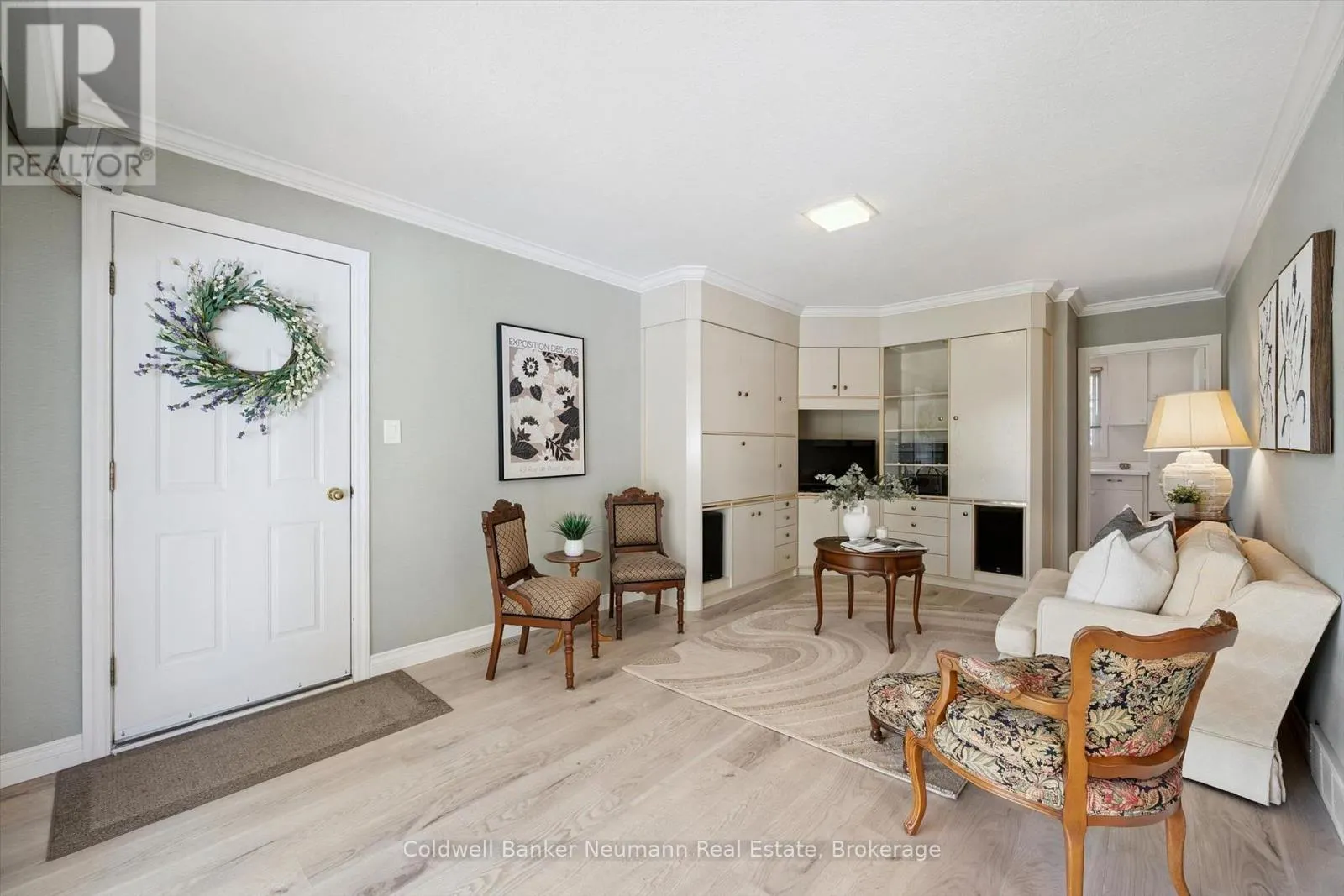 26 MAPLEWOOD DRIVE