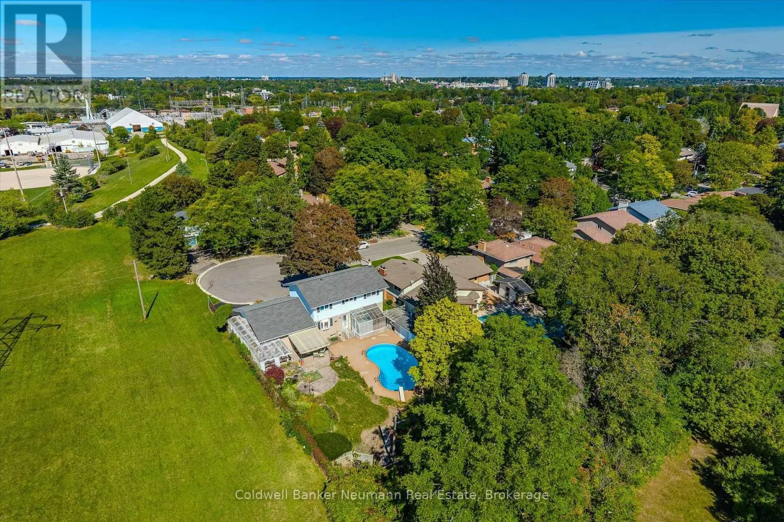 26 MAPLEWOOD DRIVE