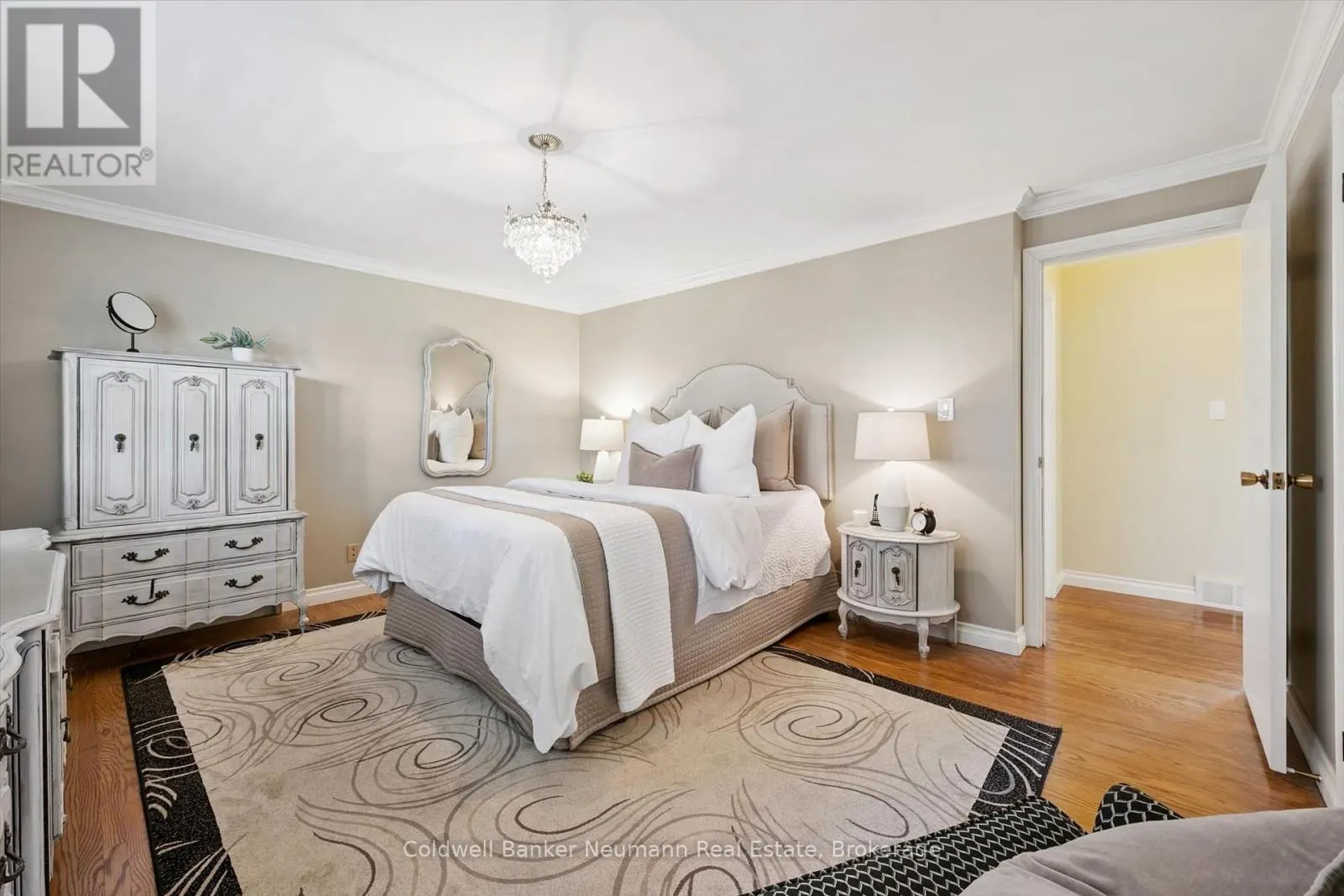 26 MAPLEWOOD DRIVE