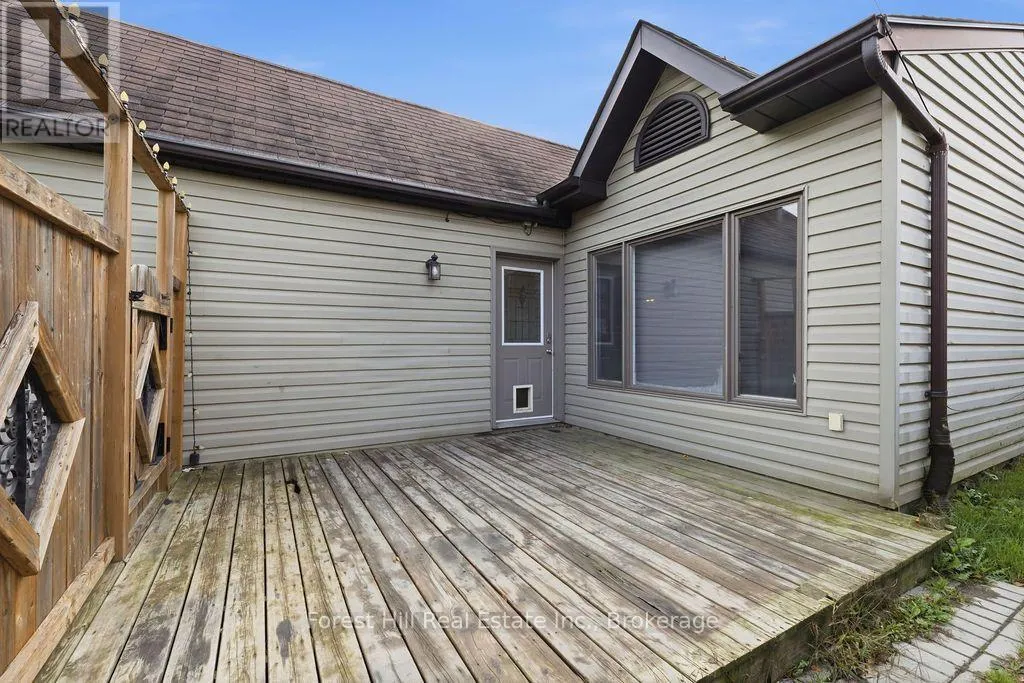 21 SABRINA PARK DRIVE