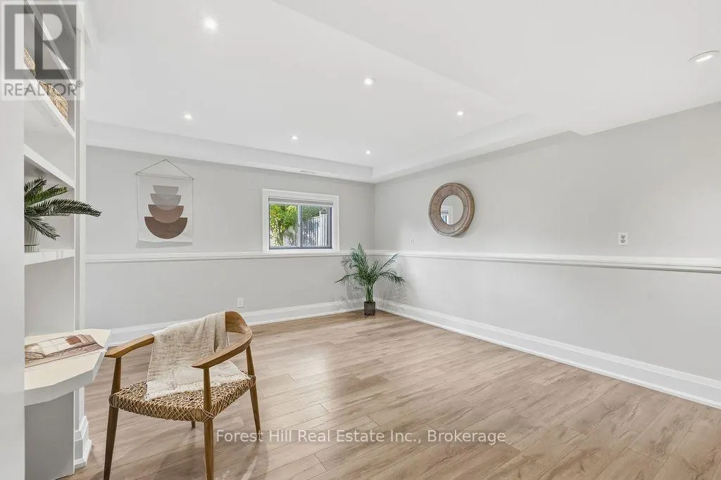 21 SABRINA PARK DRIVE