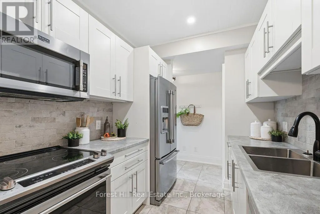 21 SABRINA PARK DRIVE
