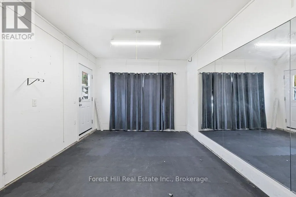 21 SABRINA PARK DRIVE