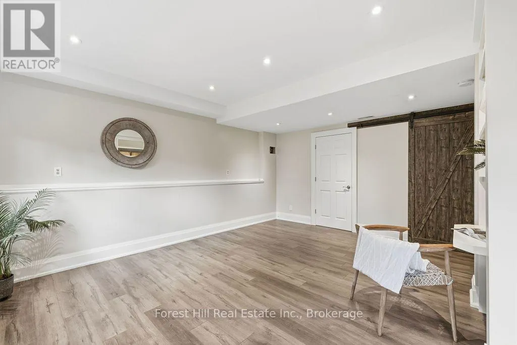 21 SABRINA PARK DRIVE