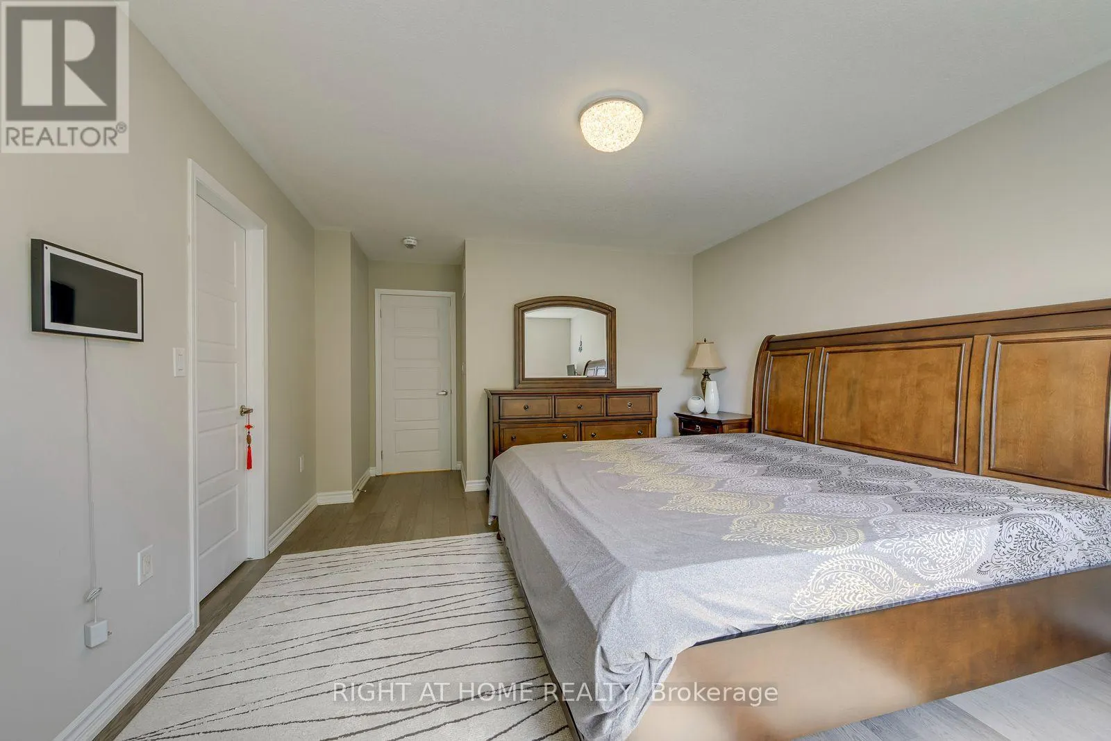 40 STILLWATER CRESCENT