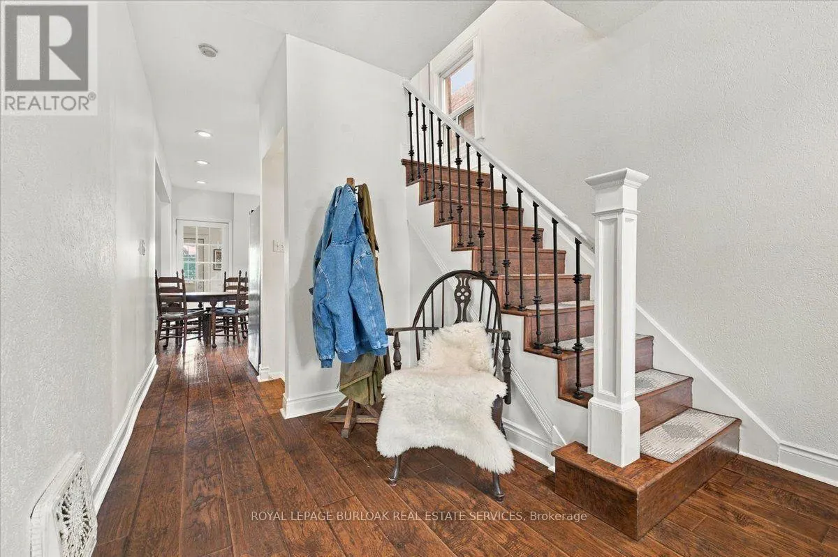 98 SANFORD AVENUE S
