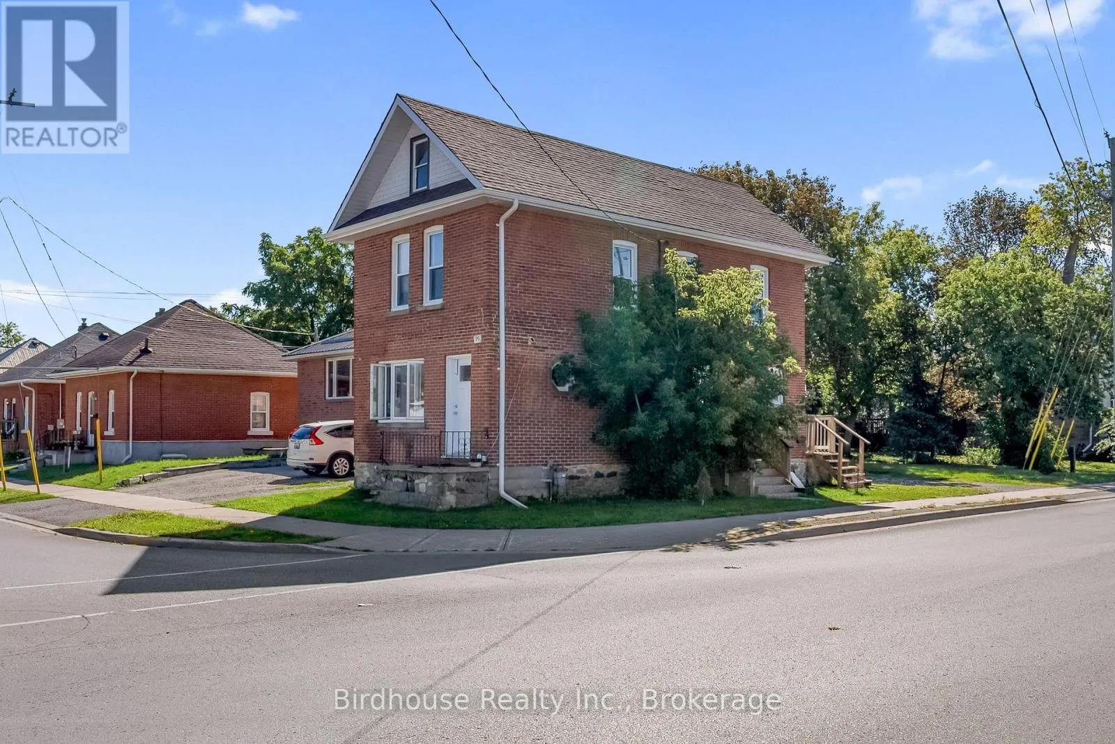 99 DURHAM STREET W