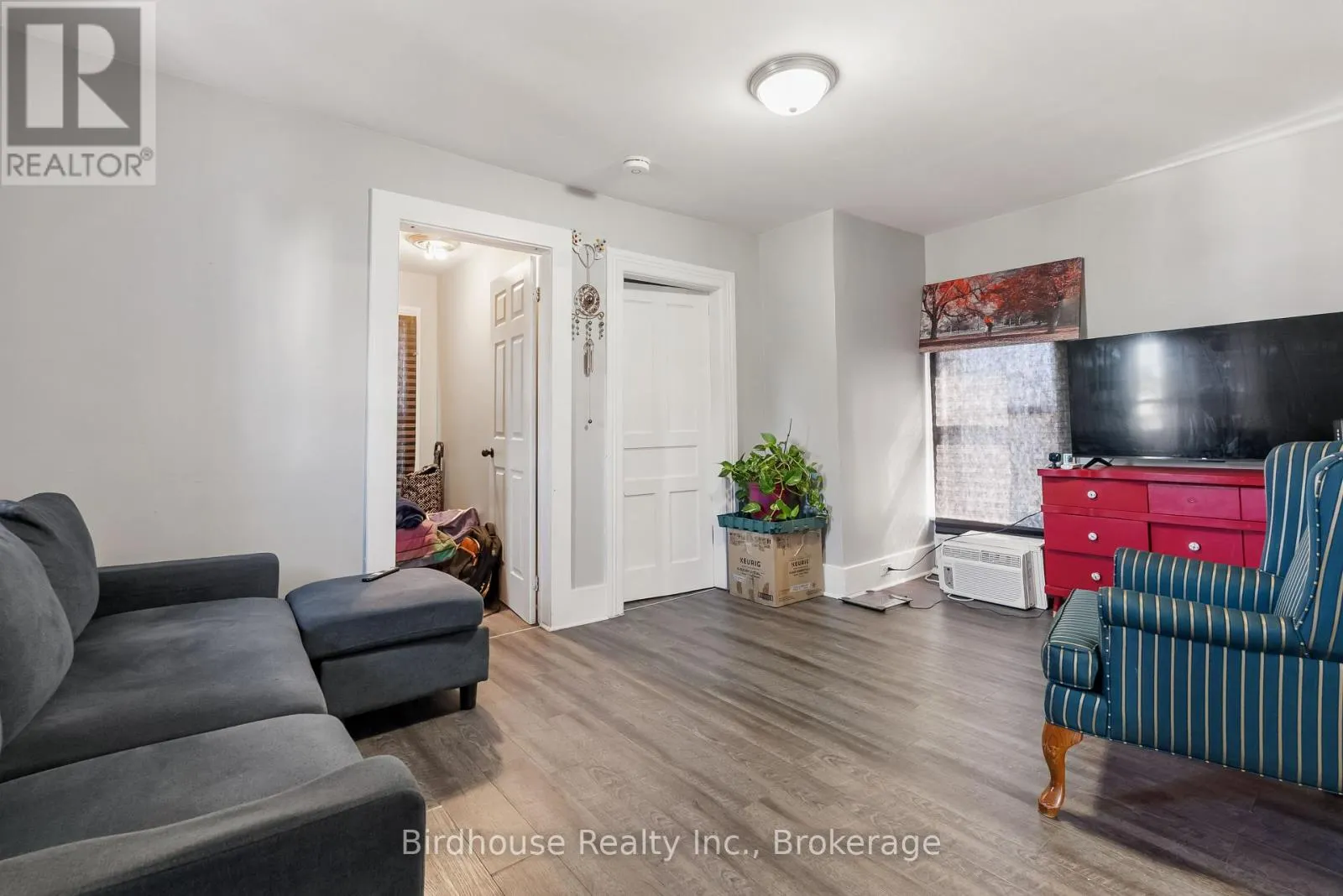 99 DURHAM STREET W