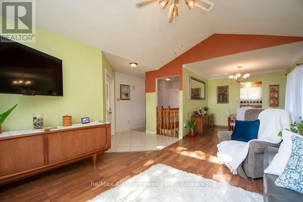 41 CEDARTREE LANE
