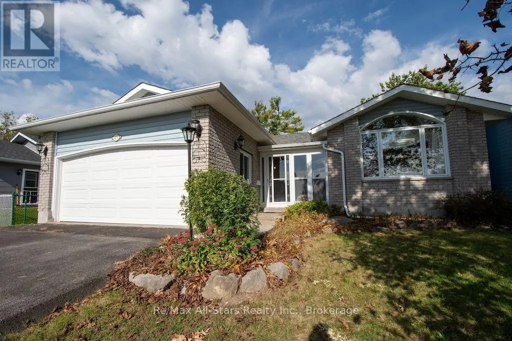 41 CEDARTREE LANE