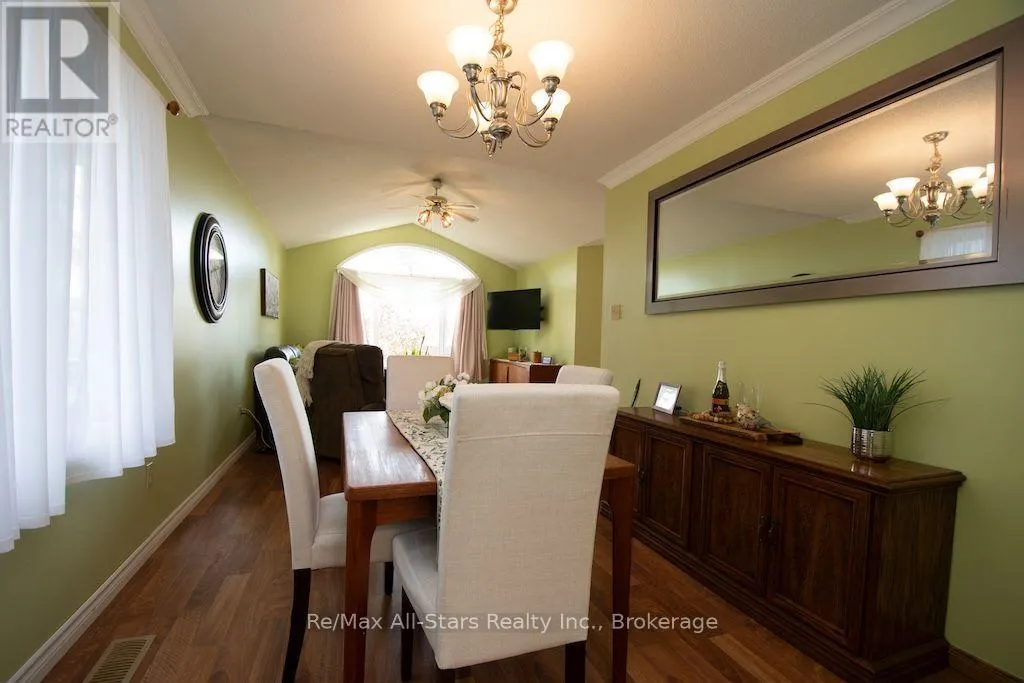 41 CEDARTREE LANE