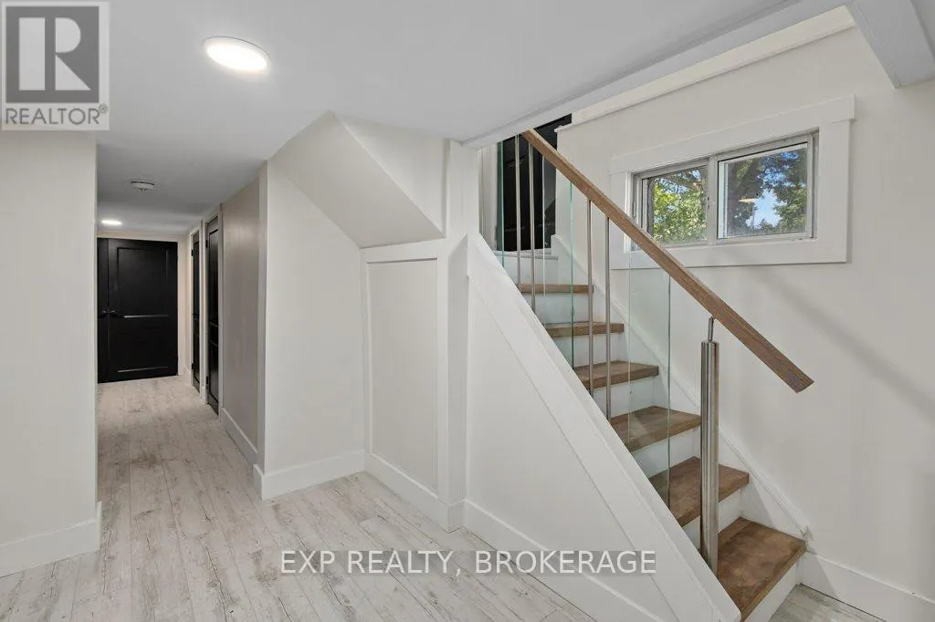 19 SCOTT STREET