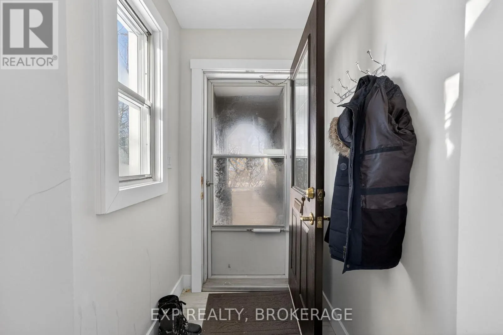 19 SCOTT STREET