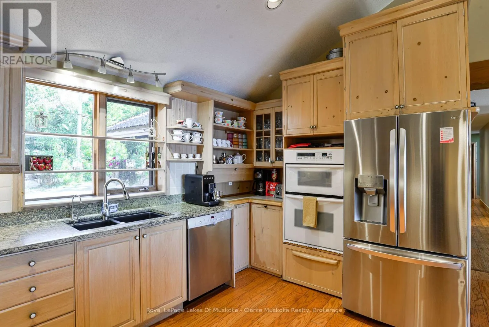 1 - 2839 SOUTHWOOD ROAD #1