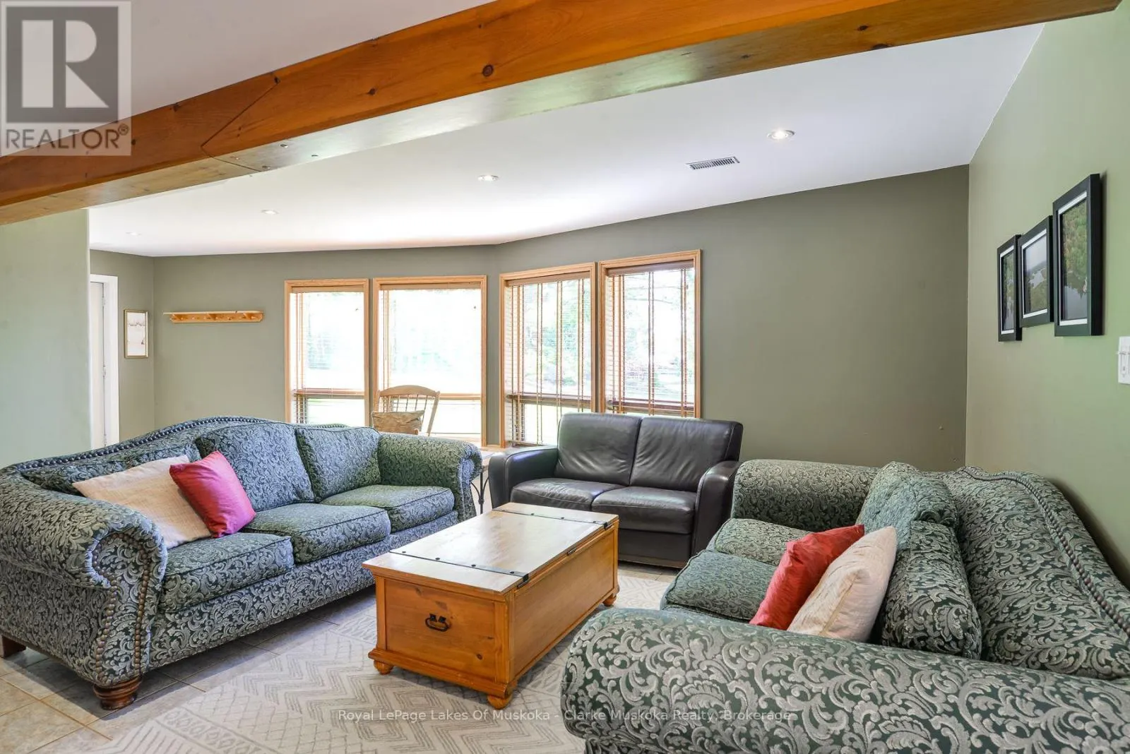 1 - 2839 SOUTHWOOD ROAD #1