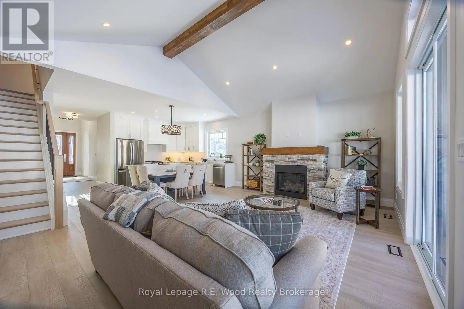 9 GREENHILL DRIVE