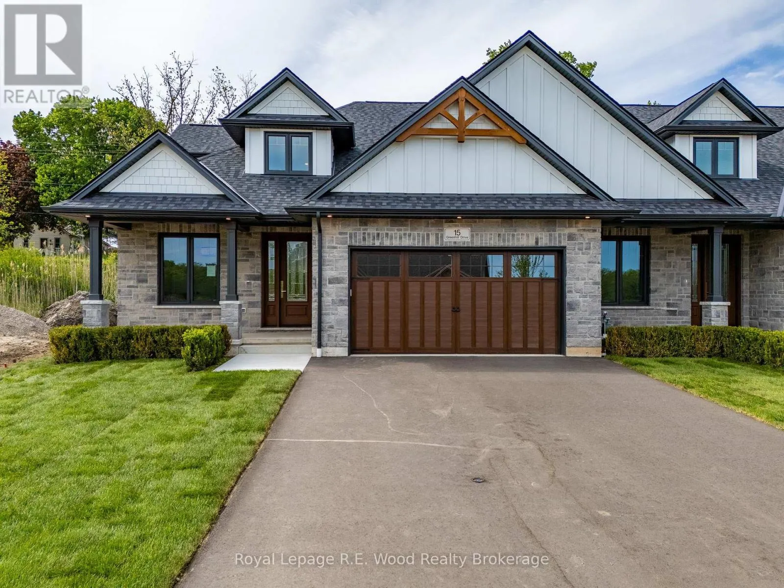 9 GREENHILL DRIVE