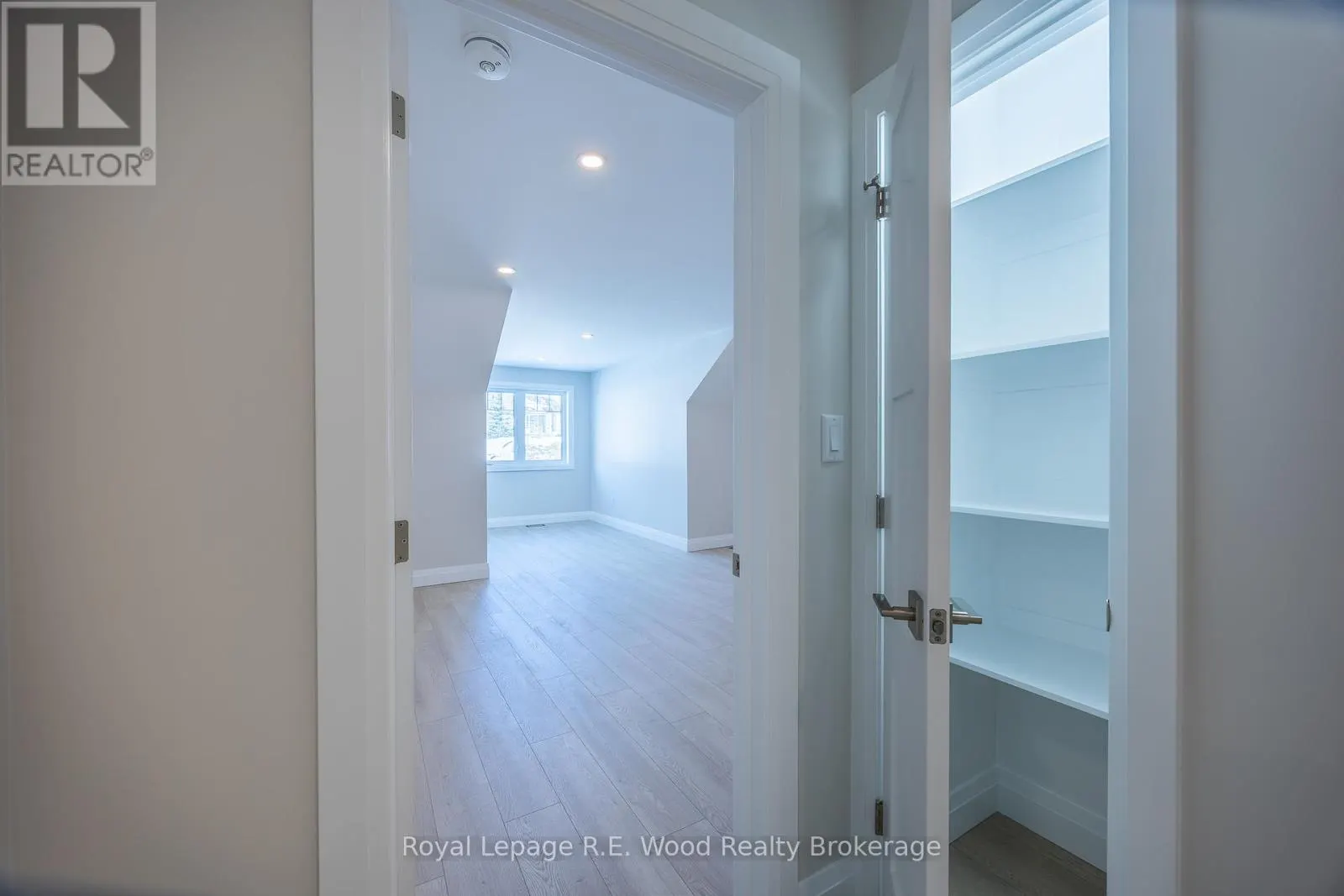 11 GREENHILL DRIVE