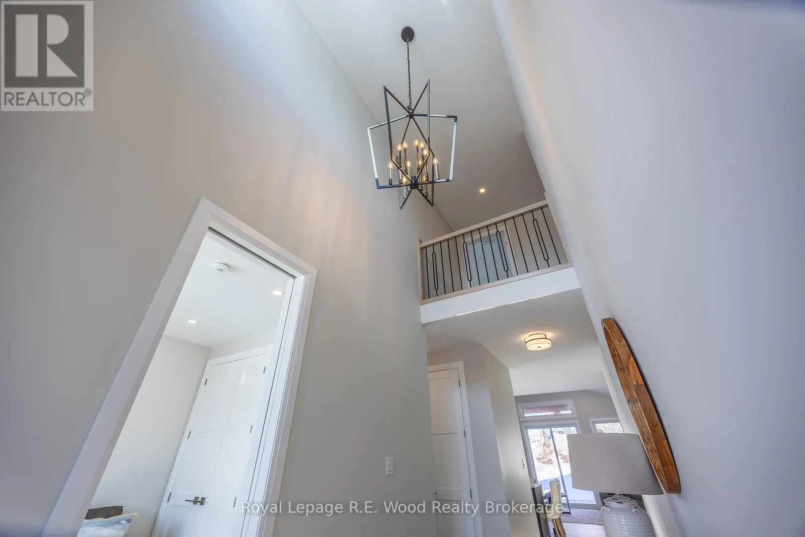 11 GREENHILL DRIVE
