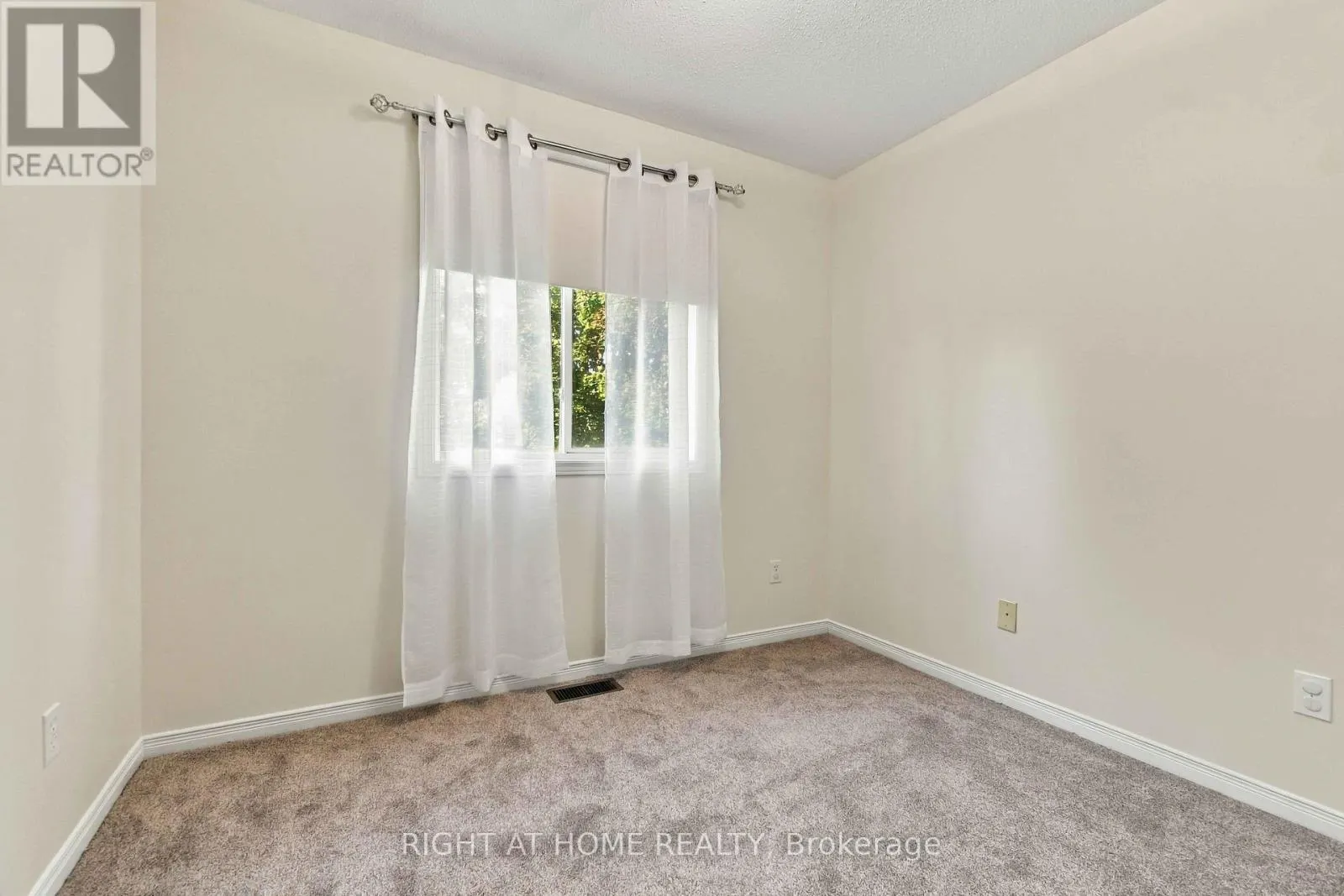 161 KINROSS PRIVATE