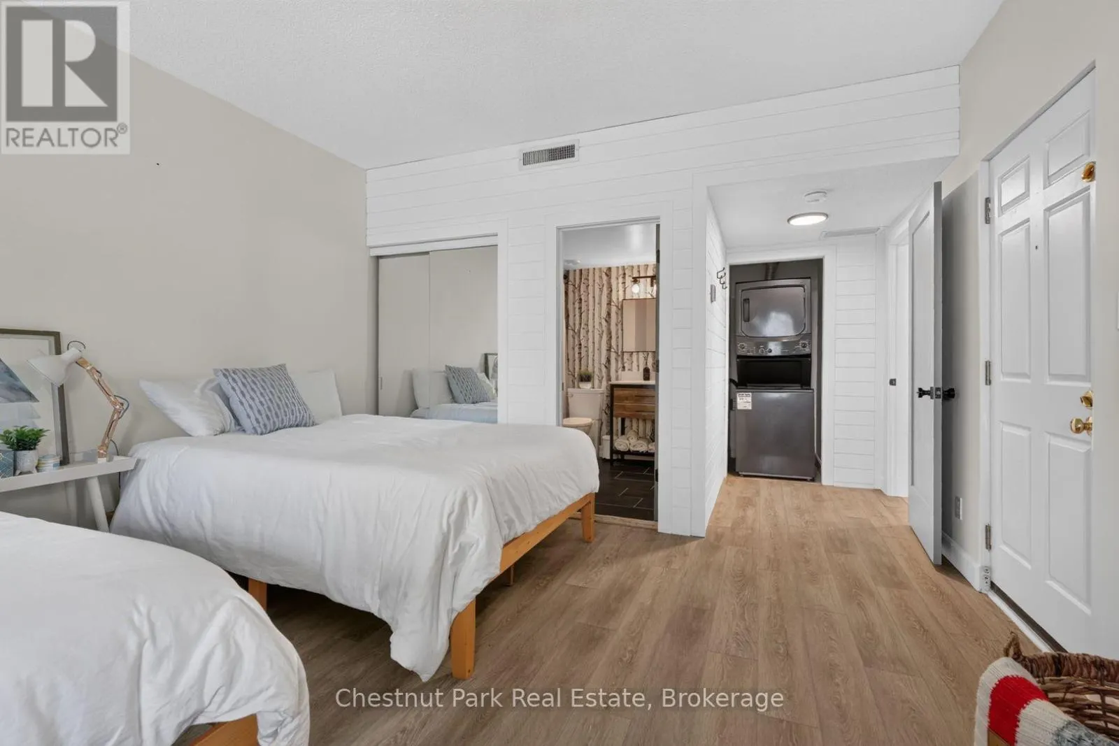 10 - 1021 GRANDVIEW HILLTOP DRIVE #10