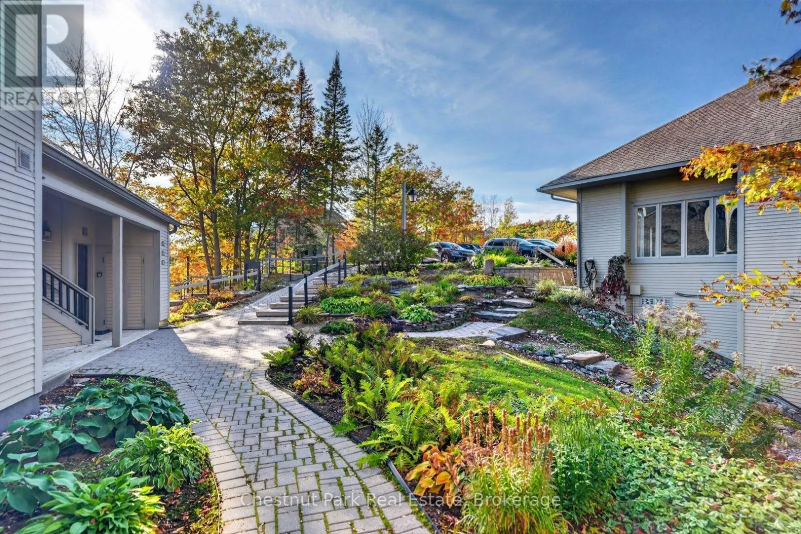10 - 1021 GRANDVIEW HILLTOP DRIVE #10