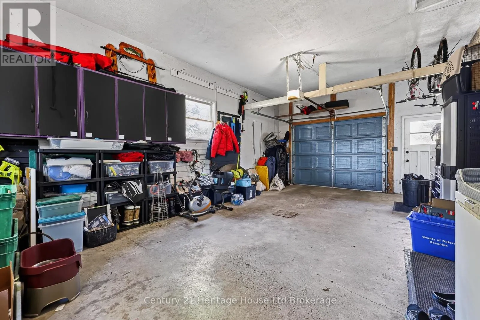 105 CONCESSION STREET W
