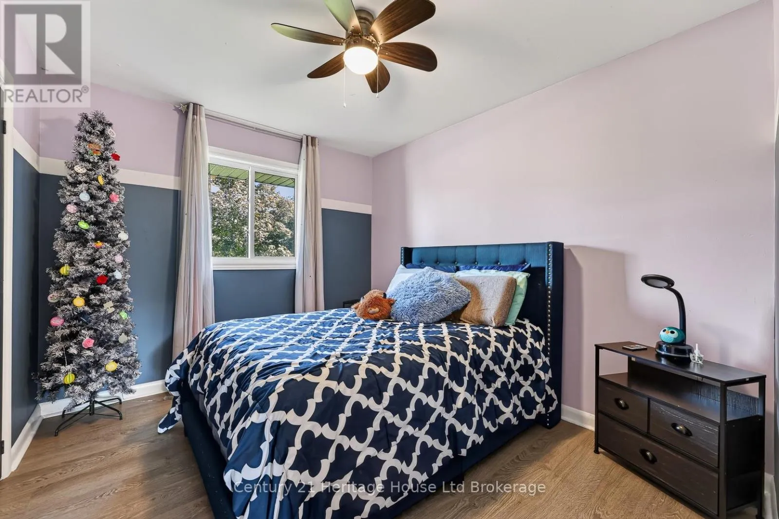 105 CONCESSION STREET W