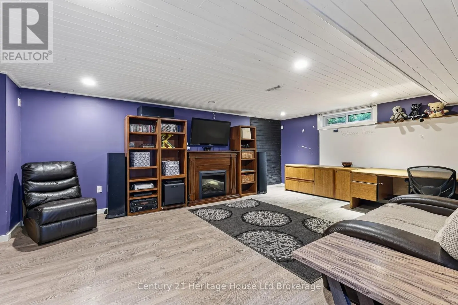 105 CONCESSION STREET W