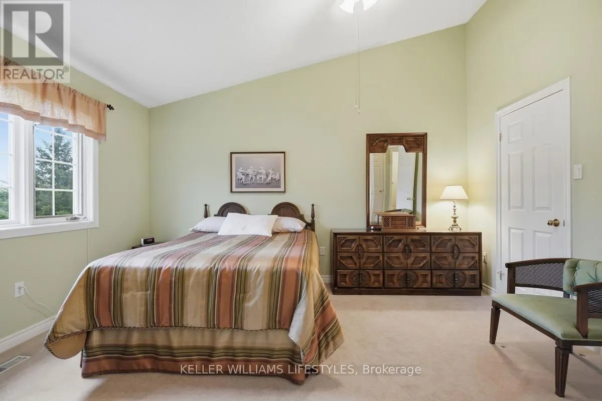 24 - 519 RIVERSIDE DRIVE #24
