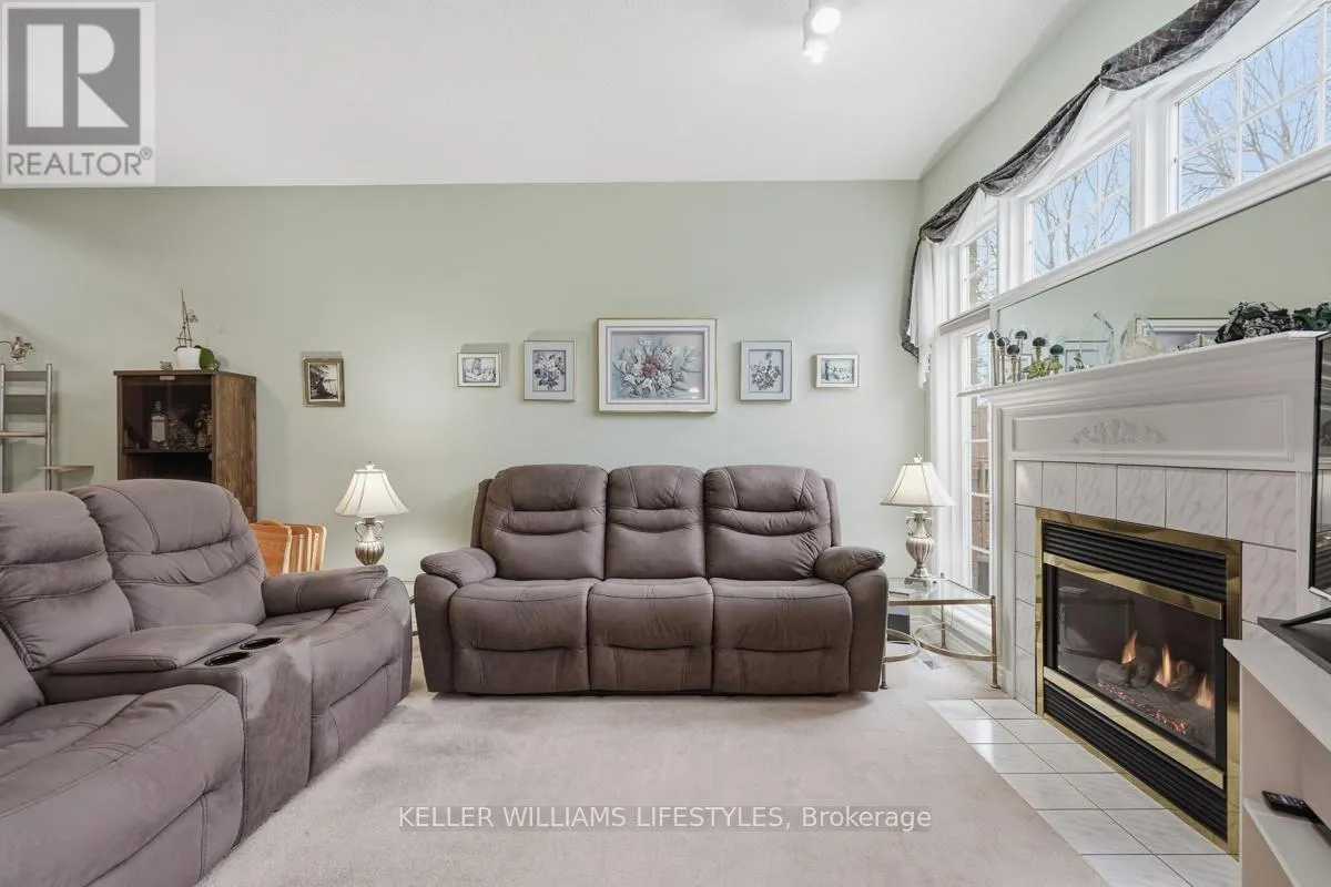 24 - 519 RIVERSIDE DRIVE #24