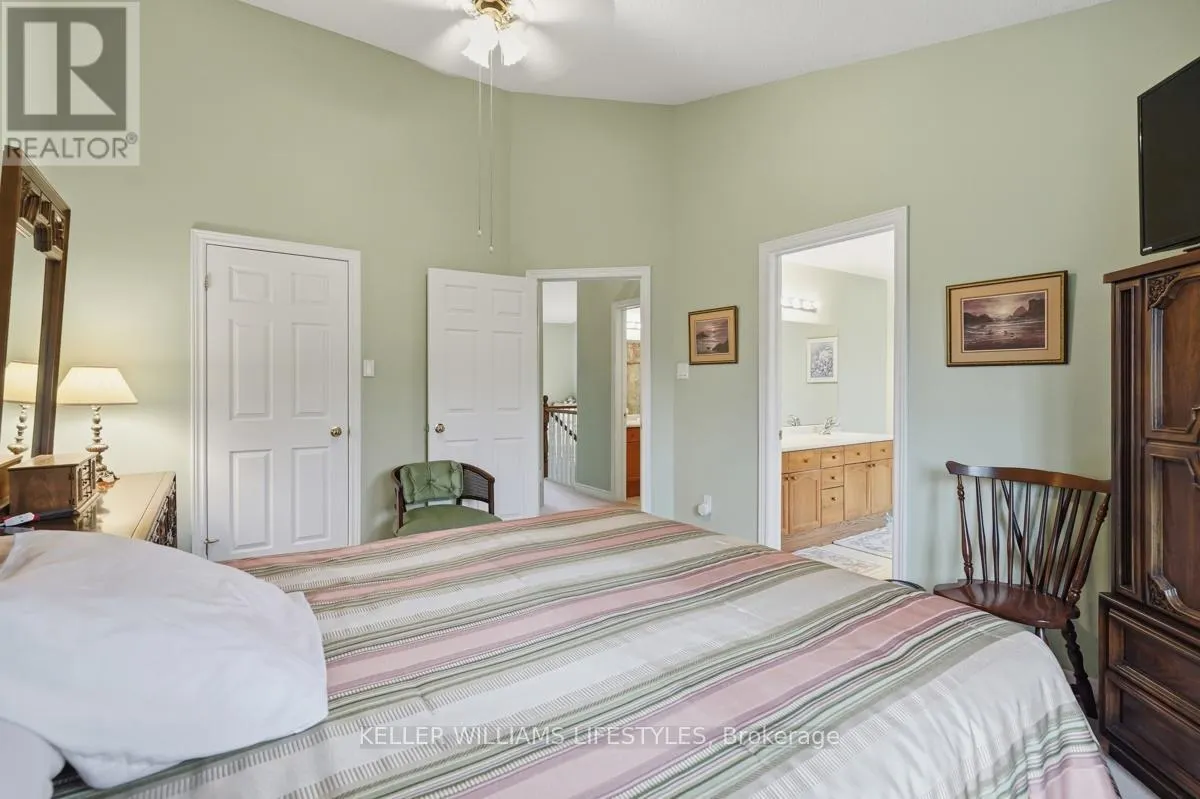 24 - 519 RIVERSIDE DRIVE #24