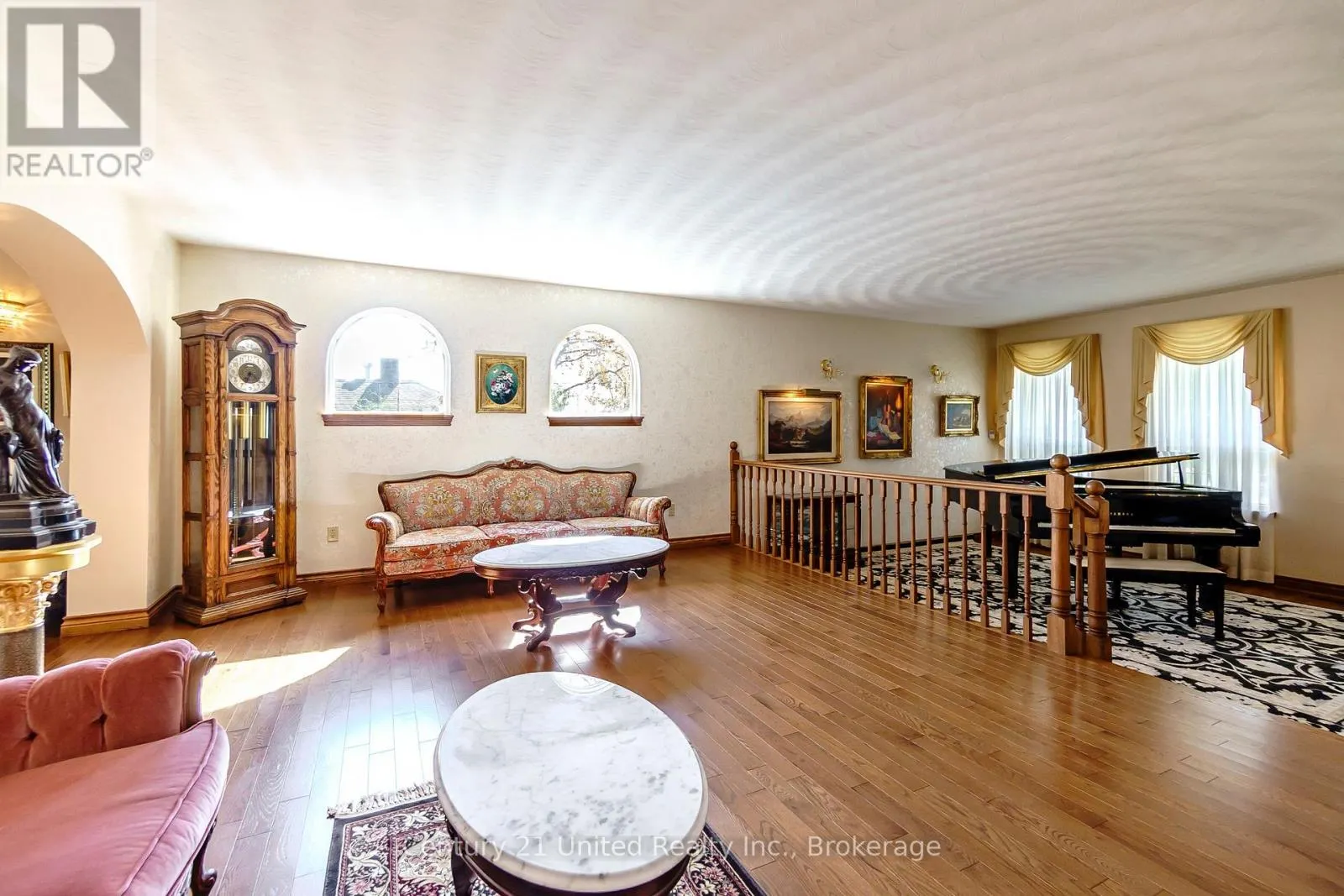 136 WALLIS DRIVE