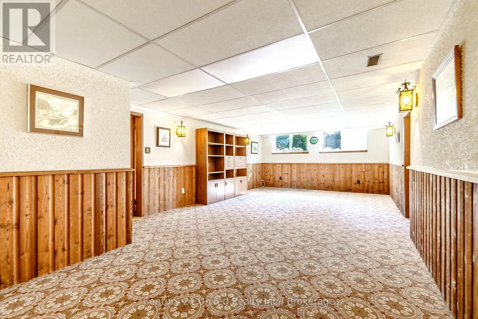 136 WALLIS DRIVE