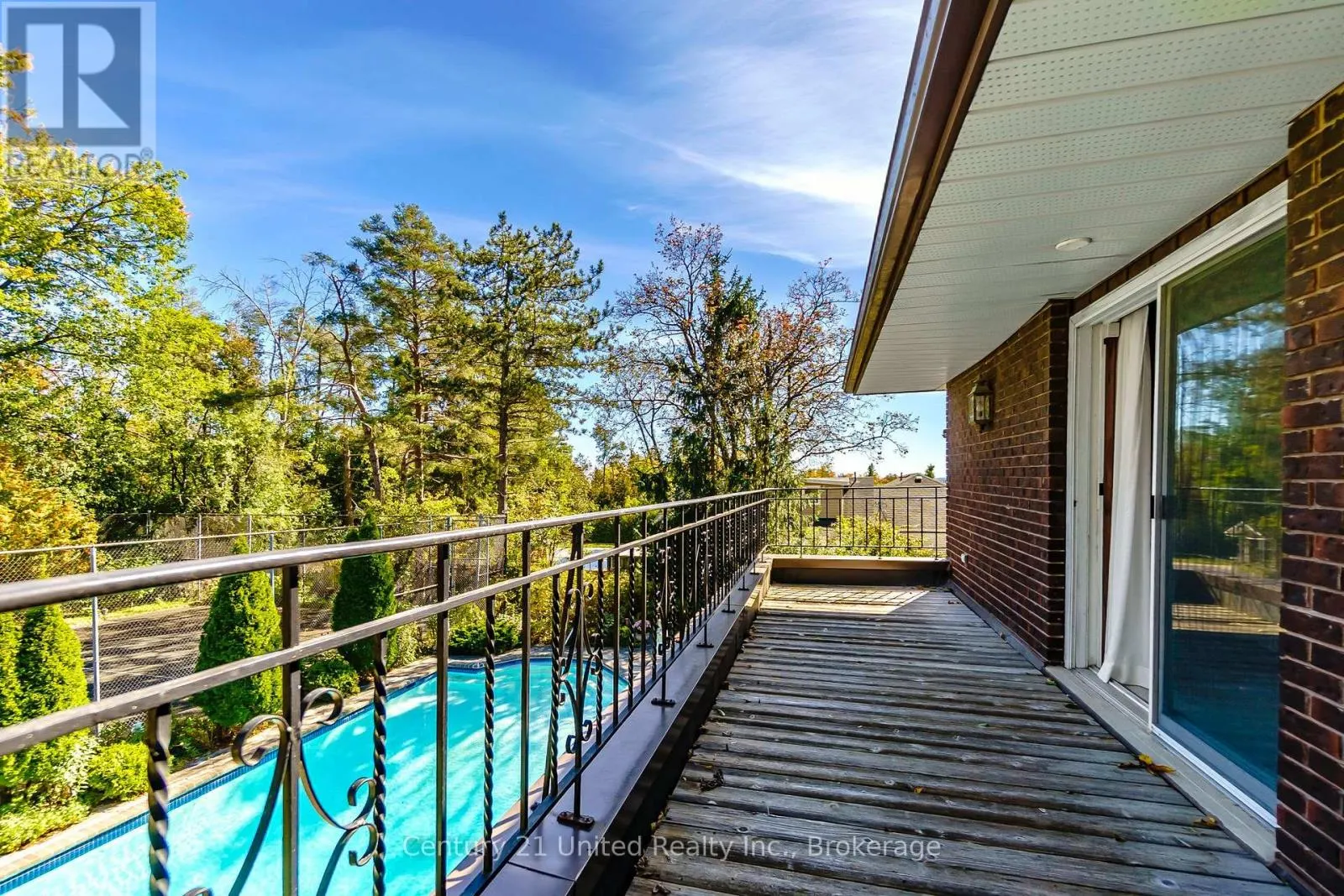136 WALLIS DRIVE