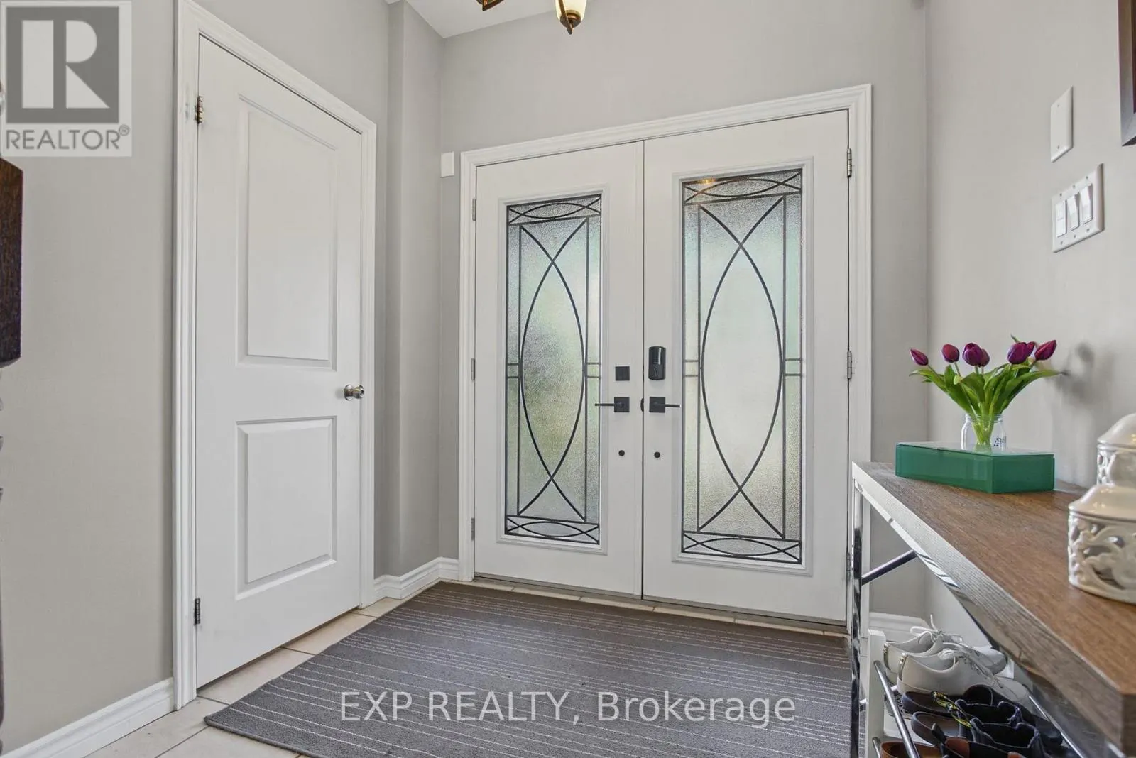 7 LAMPMAN DRIVE