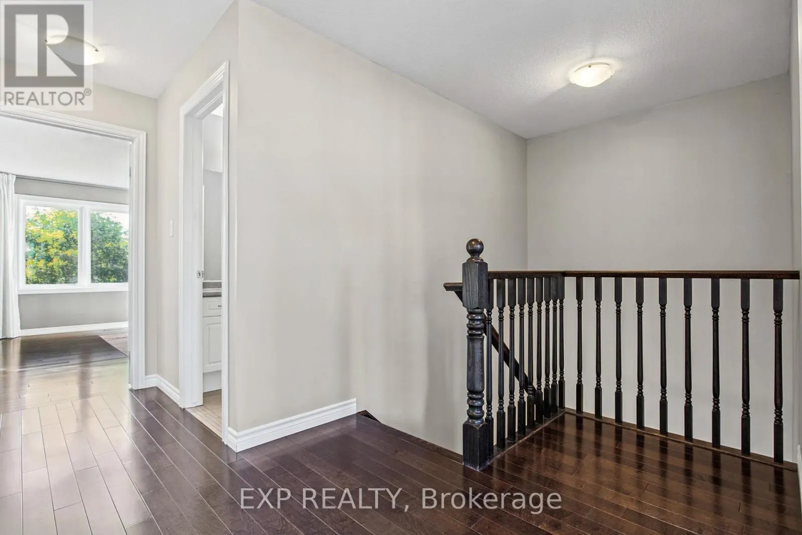7 LAMPMAN DRIVE