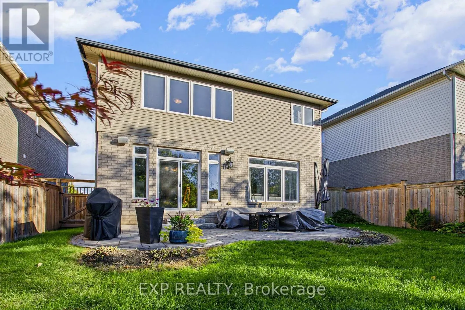 7 LAMPMAN DRIVE